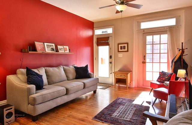 ⭐️Art Museum Location⭐️ Spacious 3 Bedroom