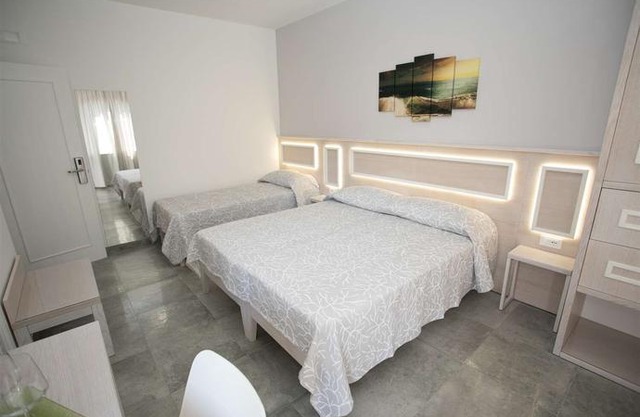 B&B Holiday Tropea