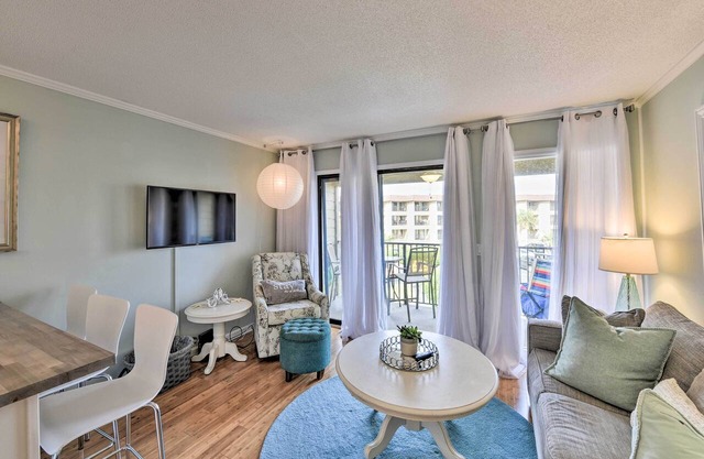 Beach & Pool Access: Hilton Head Family Escape!