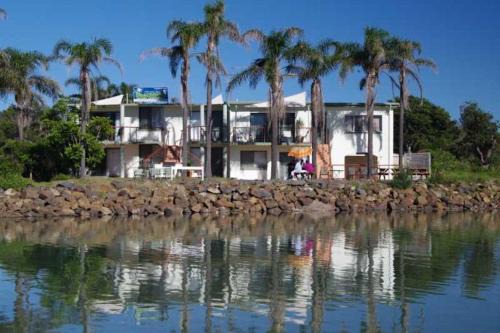 Beachfront Willow Street 