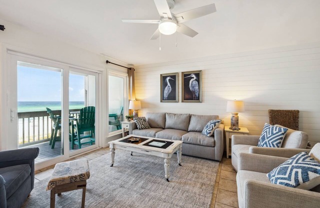 Beachfront Townhome Gulf Views Pool Near 30A & Pier Park Beach Service Sleeps 6