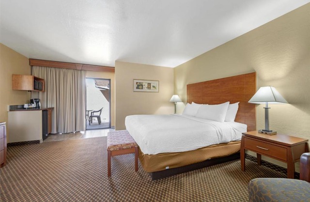 Cottonwood Inn 
