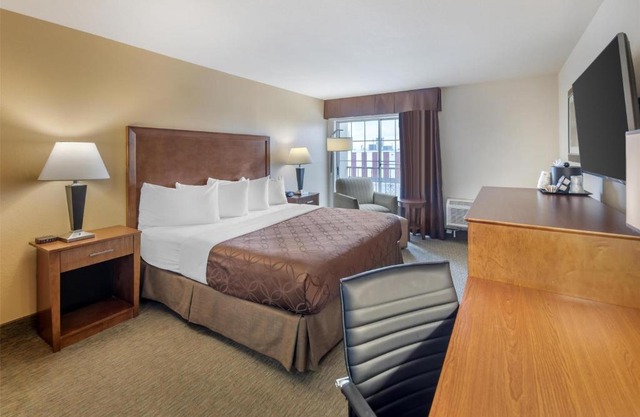 Atrium Inn 