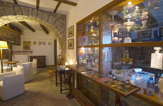 Castello Di Proceno Albergo Diffuso In Dimora D'Epoca