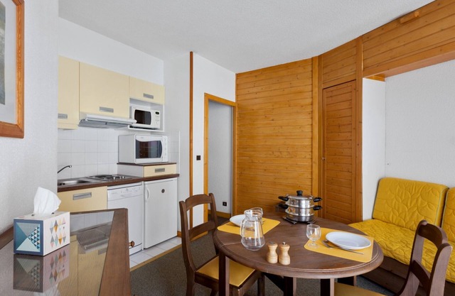 Central studio in Brides-les-Bains with parking and WiFi