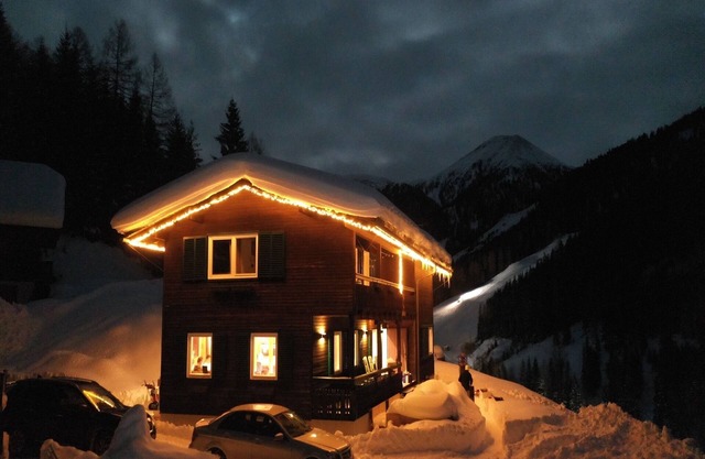 Chalet Walking Skiing Innerkrems 
