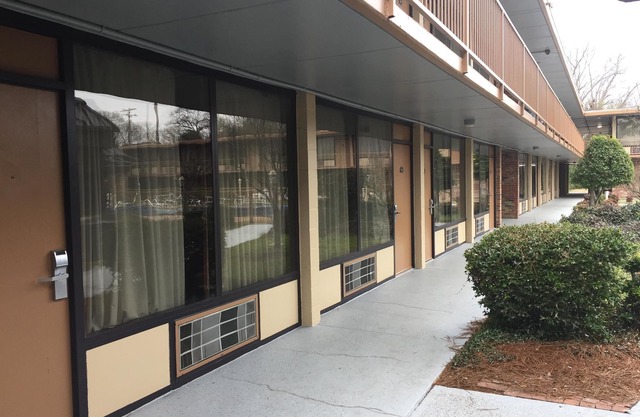 Columbus Inn Suites 