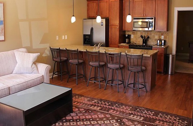 Comfortable and convenient in Hillsboro Village