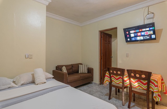 Comfortable Double Room in Corales del Sur, Santo Domingo Este -Near Airport SQD