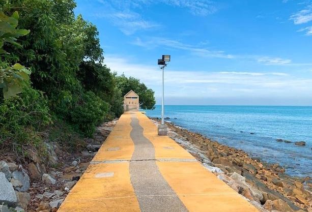 Comfy Beachfront View at Seri Bulan Condominium Teluk Kemang