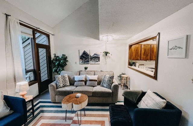 Condo "73SW" with fireplace
