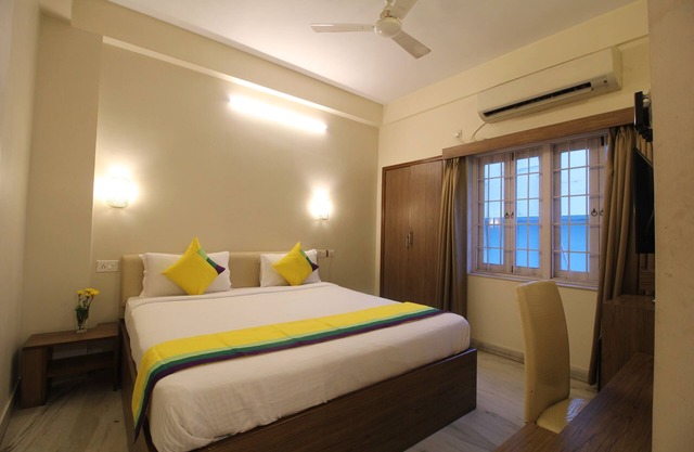 Deluxe AC Room at Anamitra Guest House #2