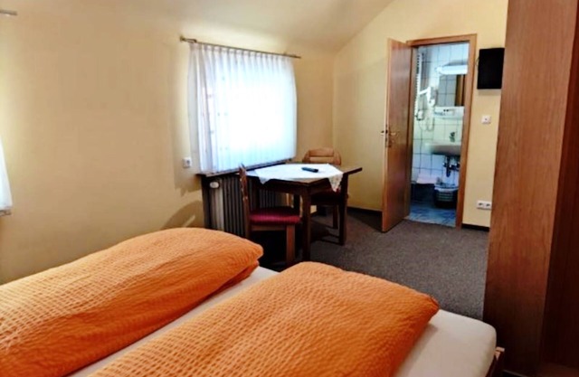 Double room without balcony 08 - Gasthaus Zum Pälterwald