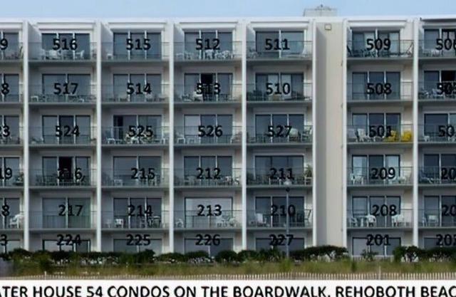 Edgewater House - Ocean Front Units With Spectacular Views!