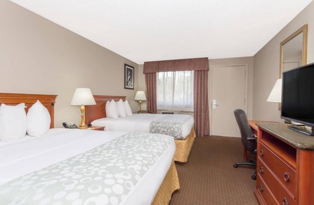 Experience A World of History! Near Historic Downtown, Onsite Pool