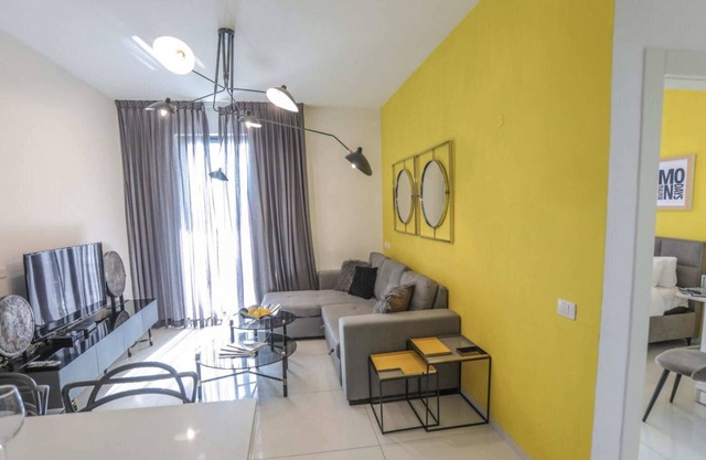Fantastic 1 Bedroom in city center