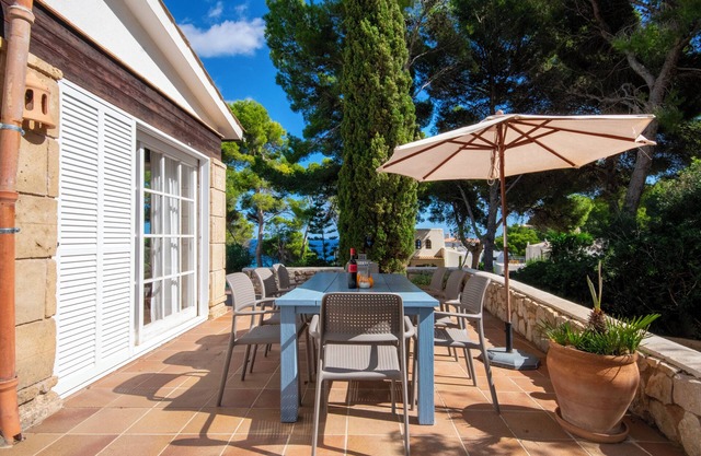 Fantastic villa Cala Padri with sea views and private pool in d.