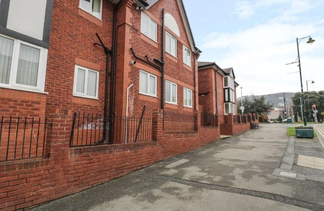 Flat 9, Prestatyn