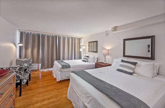 Golf Course & Mountain Views at the Island Colony Amazing Building Amenities
