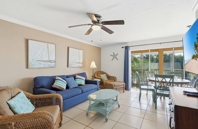 Gulfside 2BR Condo–Silver Sands #257S