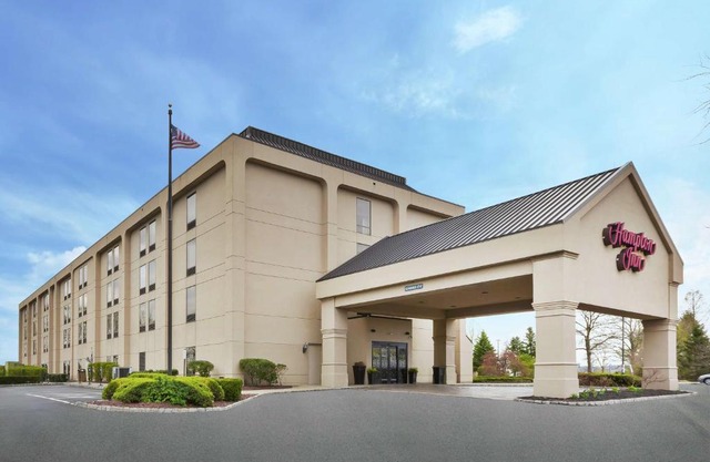 Hampton Inn 