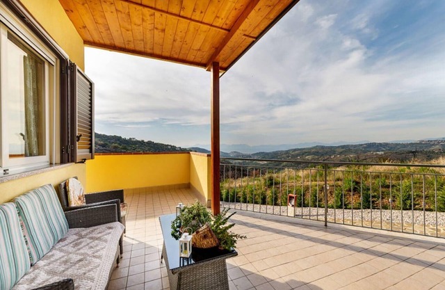 Holiday Laureana Cilento Persons Bedrooms 