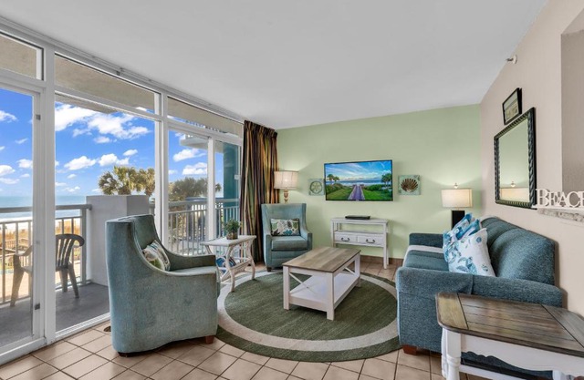 Hosteeva Atlantica Oceanfront Condo