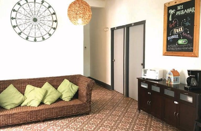 Hostel Miramar 