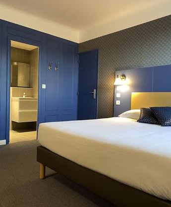 Hotel Colbert Tours