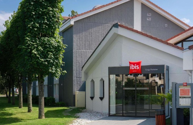 Ibis Cergy Pontoise Port 