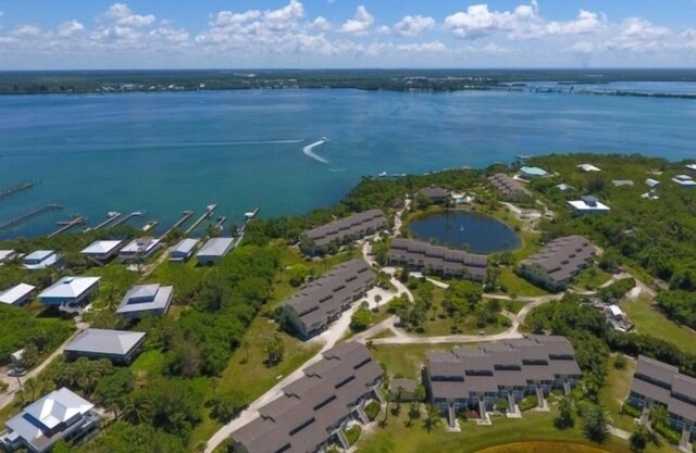 Hideaway Bay 
