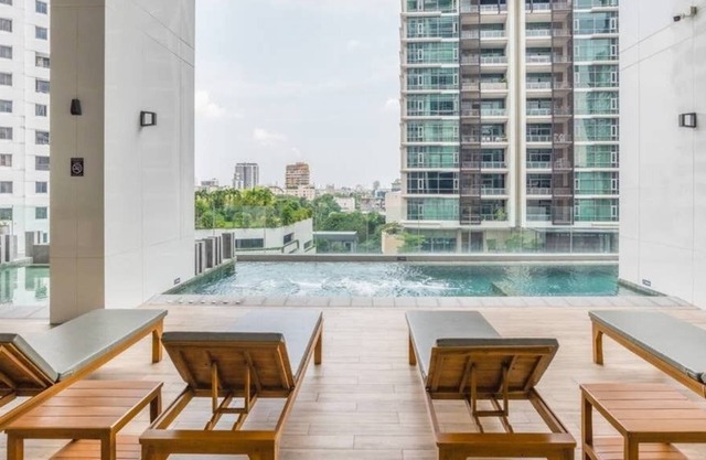 Junior Suite-Cozy and Delicate near BTS Thonglor 舒适精致房近通罗天铁站 U9