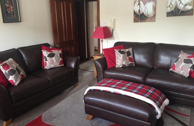 Largs central apartment