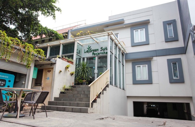 LeGreen Suite Penjernihan Jakarta