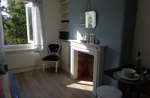 Lovely Studio flat Shepherd's Bush