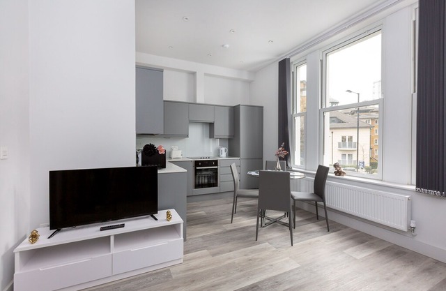 Luxury One Bedroom In Maida Vale