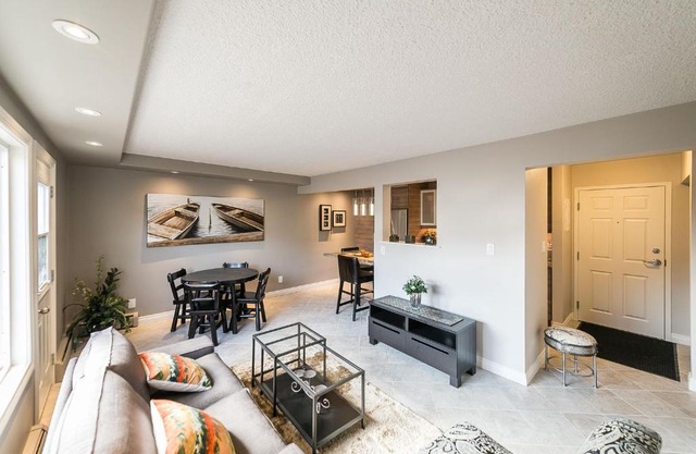 McKinnon Pointe #301