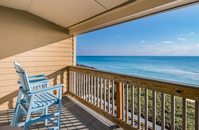 Modern Gulf Front Townhome, Seacrest Beach + Free Attraction Tickets!