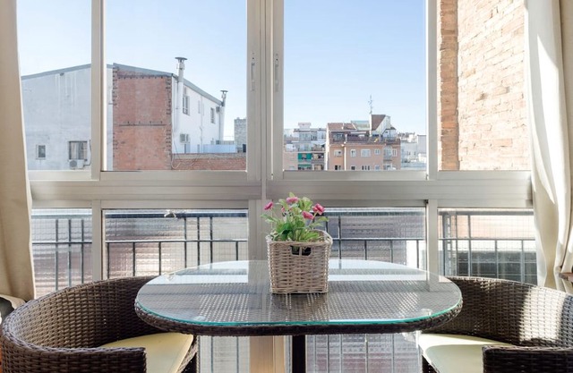 Modern Studio,Sleeps3,10min Sagrada Familia Temple