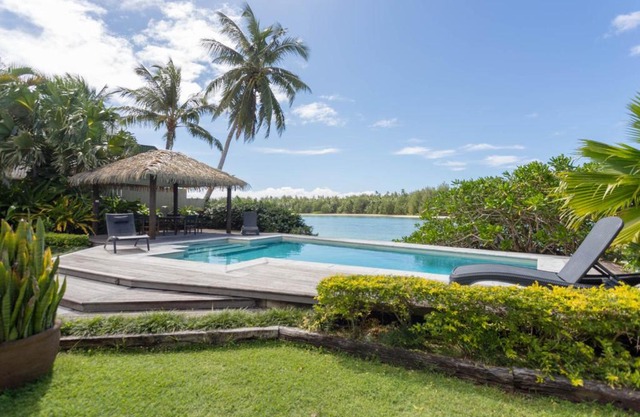 Muri Beach Villa