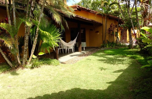 Otima casa Praia da Baleia