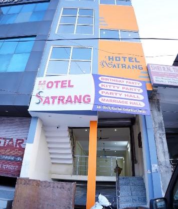 Oyo Hotel 