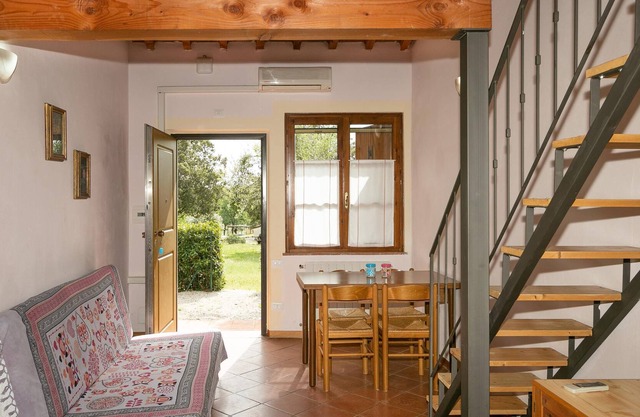 Pet-Friendly Apartment 'Family 2' - Studio Mezzanine with Shared Pool & Wi-Fi