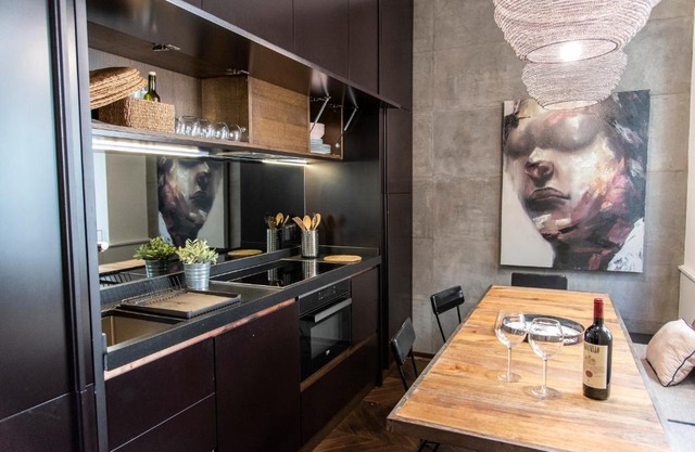 PONTE VECCHIO LUXURY AND STYLISH APARTMENT