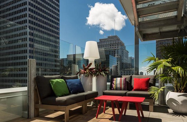 Renaissance Montreal Downtown Hotel