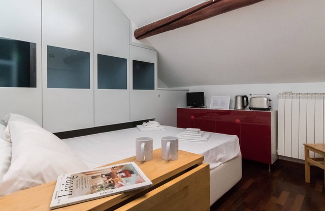 Ripa Ticinese 43 - One Bedroom Apartment, Sleeps 1