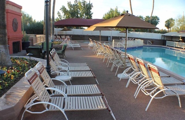 Scottsdale Camelback Resort Classic Studio with Fitness Center