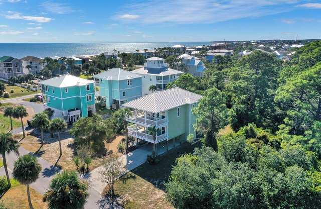 Screened Private Pool, Beach Access ~ Cape Palms