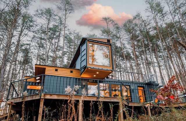 Shipping Container 