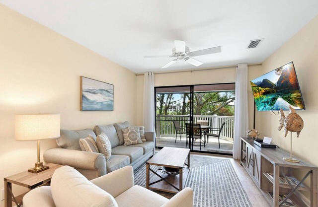 Shipwatch #304 - 2 bed/2 bath St. Simons Island